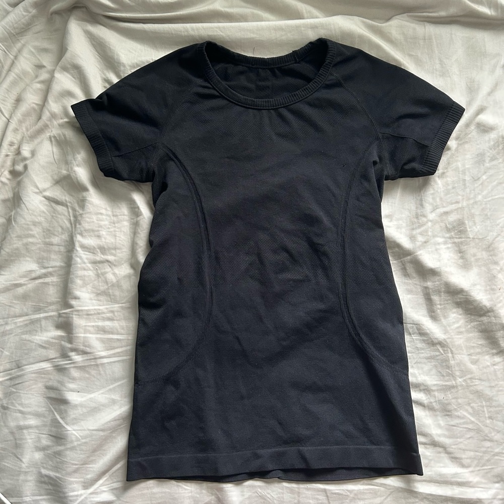 Lululemon black swiftly tech dupe